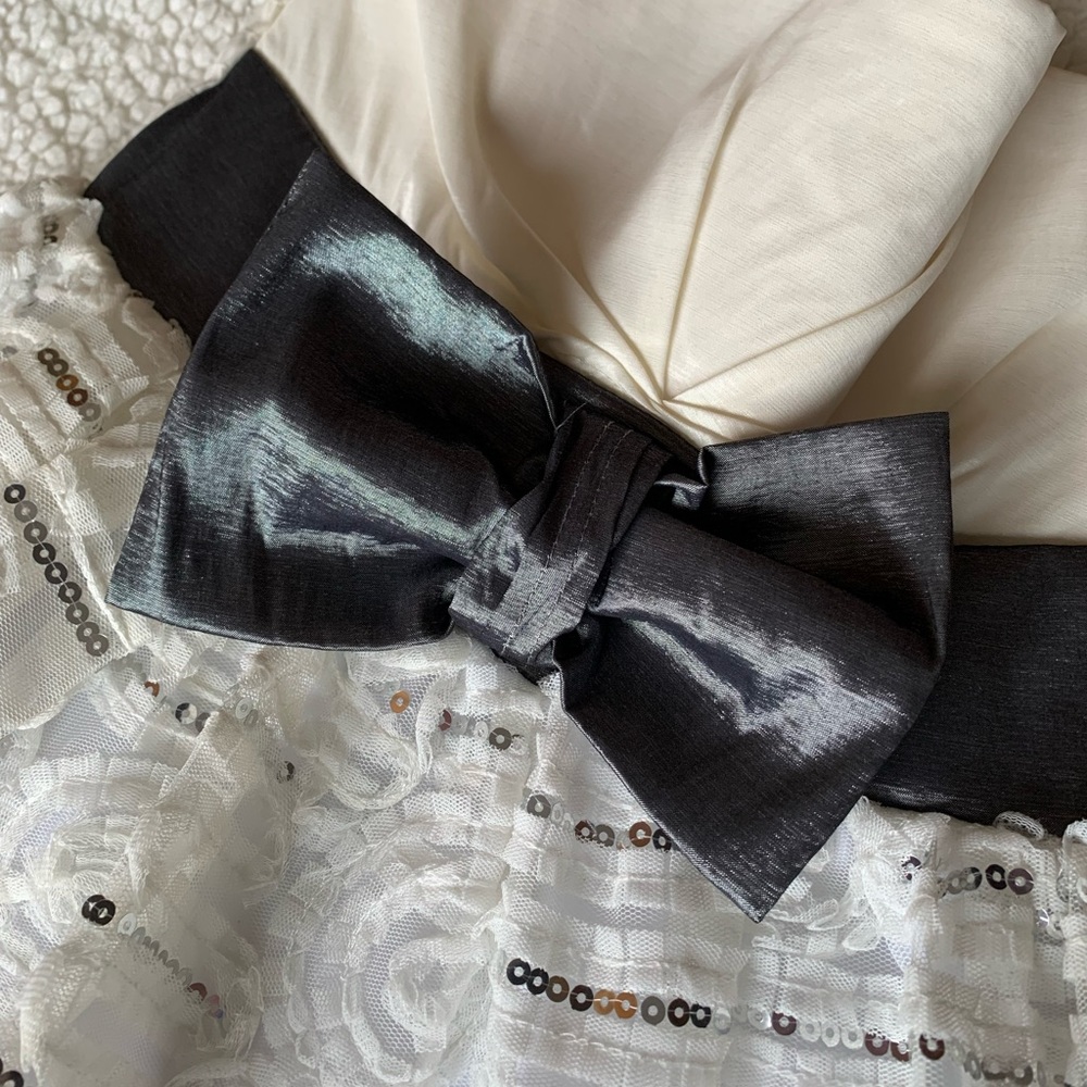 Formal Dress - Picture 2 of 6